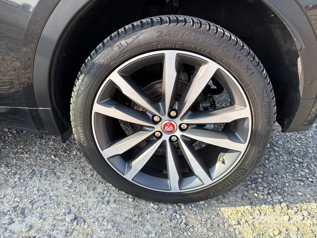 2018 Jaguar E Pace 2.0D I4 R-DYNAMIC SE 4WD 240CV SUV - SUV: foto 4 2018 Jaguar E Pace 2.0D I4 R-DYNAMIC SE 4WD 240CV SUV - SUV: foto 4