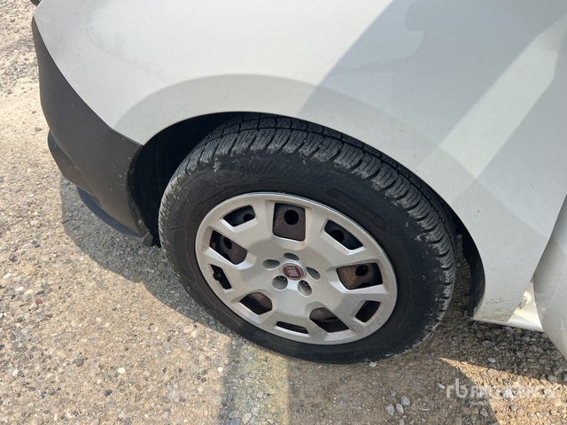 2019 Fiat Doblo Cargo Van Truck - Furgão: foto 5 2019 Fiat Doblo Cargo Van Truck - Furgão: foto 5