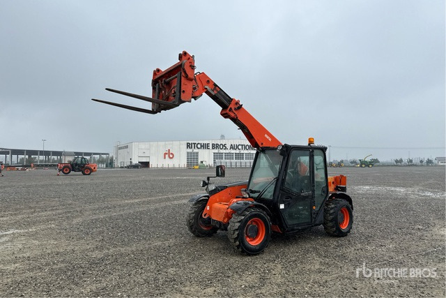 2019 JCB 525-60T4 Sollevatore telescopico - Empilhador telescópico: foto 1 2019 JCB 525-60T4 Sollevatore telescopico - Empilhador telescópico: foto 1