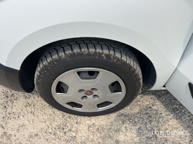 2020 Fiat Fiorino Autocarro furgonato - Furgão compacto: foto 5 2020 Fiat Fiorino Autocarro furgonato - Furgão compacto: foto 5