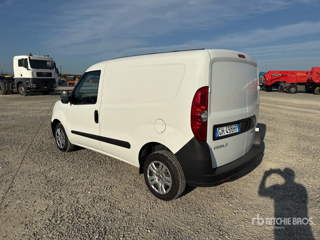 2021 Fiat Doblo CARGO CH1 LOUNGE 1.3 MJET 95CV ... Van Truck - Furgão compacto: foto 3 2021 Fiat Doblo CARGO CH1 LOUNGE 1.3 MJET 95CV ... Van Truck - Furgão compacto: foto 3