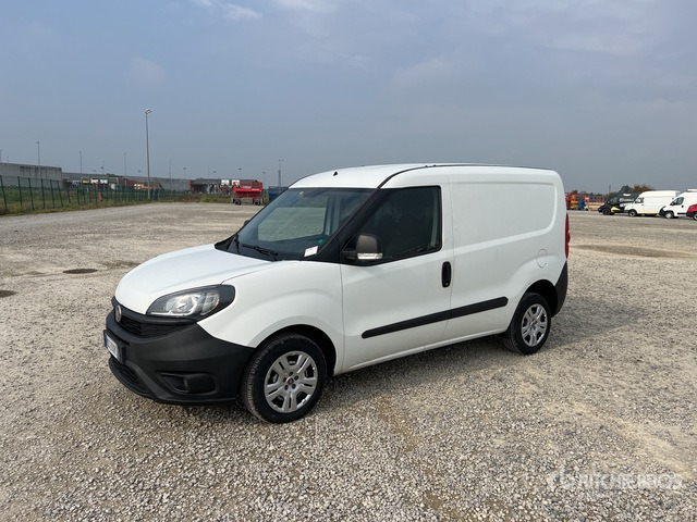 2021 Fiat Doblo CARGO CH1 LOUNGE 1.3 MJET 95CV ... Van Truck - Furgão compacto: foto 1 2021 Fiat Doblo CARGO CH1 LOUNGE 1.3 MJET 95CV ... Van Truck - Furgão compacto: foto 1
