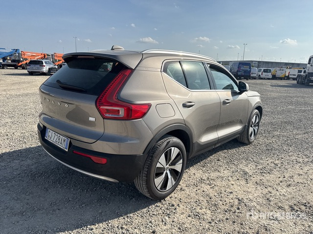 2022 Volvo XC40 T4 PLUG-IN HYBRID AUTO RECH INS ... SUV - SUV: foto 3 2022 Volvo XC40 T4 PLUG-IN HYBRID AUTO RECH INS ... SUV - SUV: foto 3