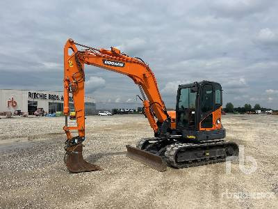 DOOSAN DX85R-3 - Escavadora de rastos: foto 2 DOOSAN DX85R-3 - Escavadora de rastos: foto 2