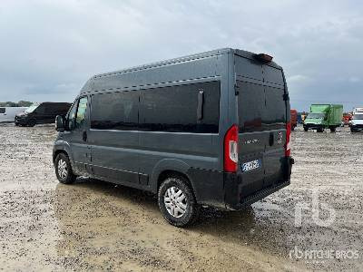 FIAT DUCATO 2.3 140 - Camião furgão: foto 2 FIAT DUCATO 2.3 140 - Camião furgão: foto 2