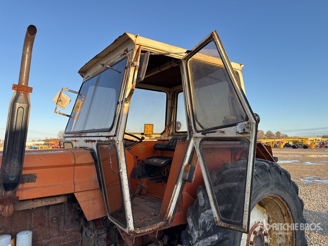 Fiat 1300 DT 4WD Tractor - Trator: foto 5 Fiat 1300 DT 4WD Tractor - Trator: foto 5