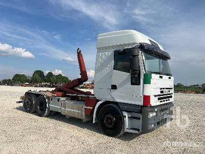 IVECO MAGIRUS 260E43/ 6x2 Sleeper - Camião polibenne: foto 4 IVECO MAGIRUS 260E43/ 6x2 Sleeper - Camião polibenne: foto 4
