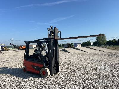 LINDE E30L 3000 kg - Empilhador elétrico: foto 4 LINDE E30L 3000 kg - Empilhador elétrico: foto 4