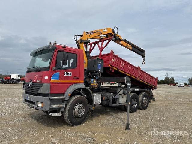 Mercedes-Benz Atego 1828 Autocarro ribaltabile con gru - Camião basculante, Camião grua: foto 2 Mercedes-Benz Atego 1828 Autocarro ribaltabile con gru - Camião basculante, Camião grua: foto 2