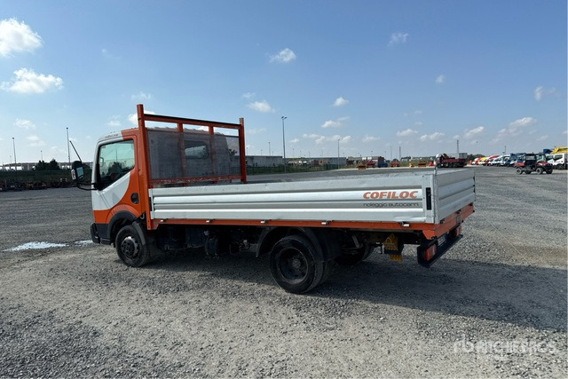 Nissan Cabstar NT400 Autocarro cassone fisso - Camião de caixa aberta/ Plataforma: foto 3 Nissan Cabstar NT400 Autocarro cassone fisso - Camião de caixa aberta/ Plataforma: foto 3