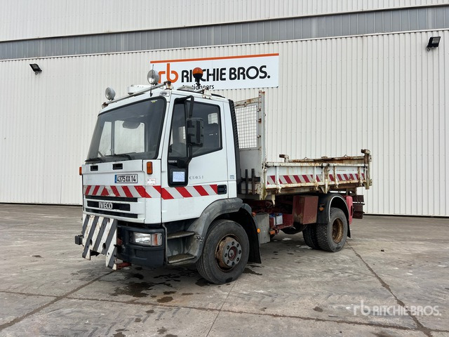 2002 Iveco 130E18 Camion Benne 4x2 S/A Dump Truck - Camião basculante: foto 1 2002 Iveco 130E18 Camion Benne 4x2 S/A Dump Truck - Camião basculante: foto 1