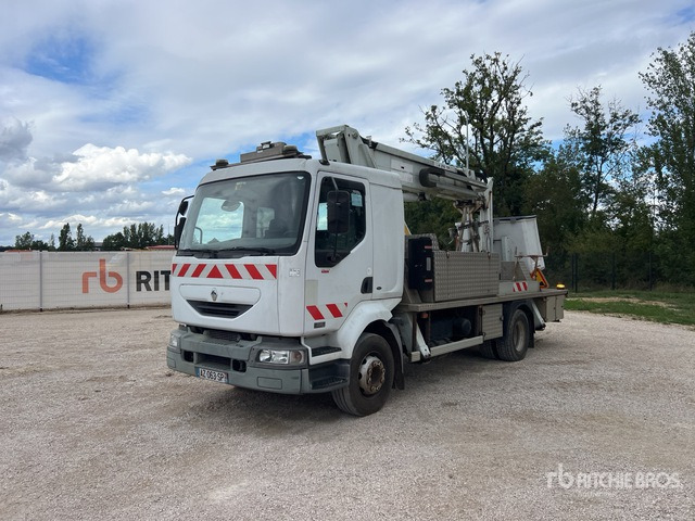 2005 Renault Midlum 220 DCI 2004 Comilev EN210TP on 4x2 Cam ... Bucket Truck - Caminhão com plataforma aérea: foto 2 2005 Renault Midlum 220 DCI 2004 Comilev EN210TP on 4x2 Cam ... Bucket Truck - Caminhão com plataforma aérea: foto 2