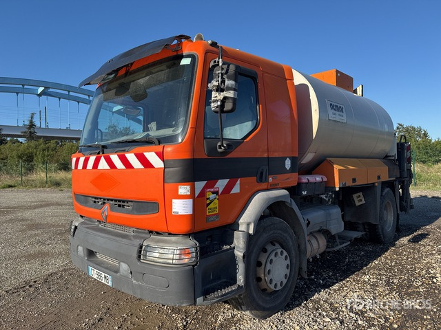 2005 Renault Prenium lander 320 dci 2005 Acmar on 4x2 Repandeuse A ... Asphalt Distributor Truck - Distribuidor de asfalto: foto 1 2005 Renault Prenium lander 320 dci 2005 Acmar on 4x2 Repandeuse A ... Asphalt Distributor Truck - Distribuidor de asfalto: foto 1