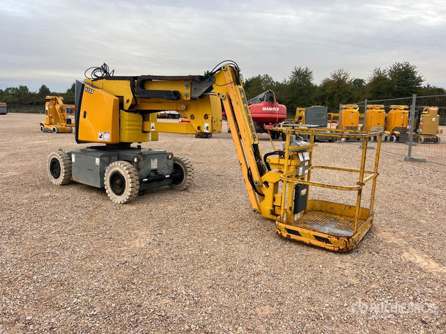 2006 Haulotte HA12IP 2WD Electric Nacelle Articulee Articulating Boom Lift - Plataforma articulada: foto 4 2006 Haulotte HA12IP 2WD Electric Nacelle Articulee Articulating Boom Lift - Plataforma articulada: foto 4