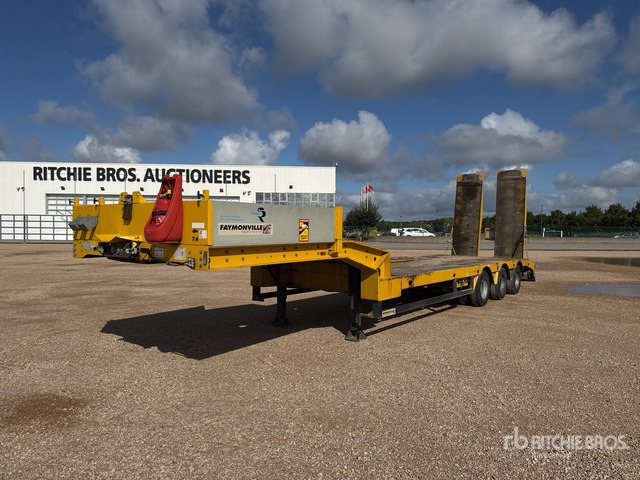 2007 Faymonville TL3GE Tri/A Semi-Remorque Porte-Engin ... Lowboy Trailer - Semi-reboque baixa: foto 1 2007 Faymonville TL3GE Tri/A Semi-Remorque Porte-Engin ... Lowboy Trailer - Semi-reboque baixa: foto 1