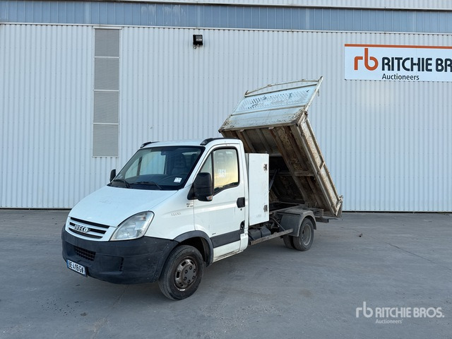 2007 Iveco 35C10 4x2 Camion Benne Dump Truck: Light Duty - Camião basculante: foto 1 2007 Iveco 35C10 4x2 Camion Benne Dump Truck: Light Duty - Camião basculante: foto 1