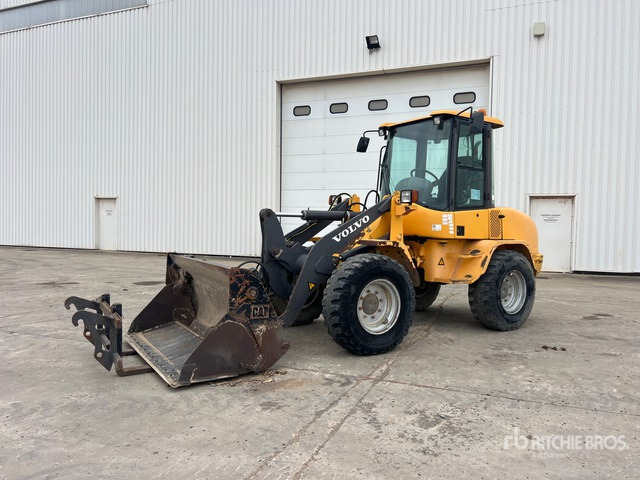 2009 Volvo L30B-Z Chargeuse Sur Pneus Wheel Loader - Pá carregadora de rodas: foto 1 2009 Volvo L30B-Z Chargeuse Sur Pneus Wheel Loader - Pá carregadora de rodas: foto 1
