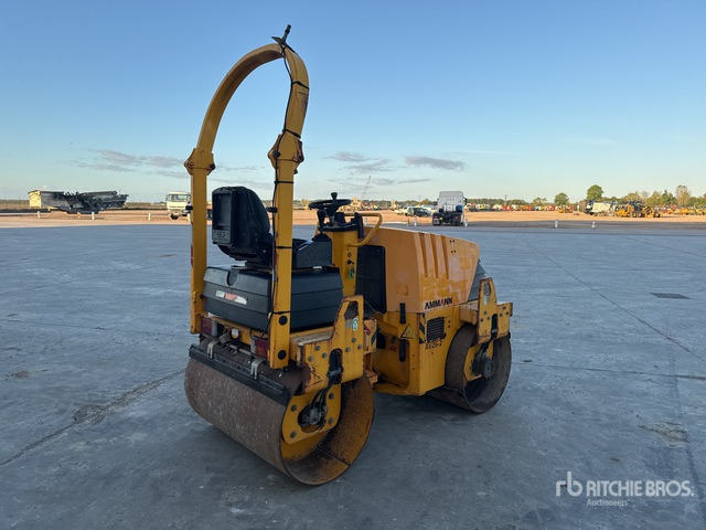 2010 Ammann AV26-2 Compacteur Vibrant Tandem Double Drum Roller - Compactador de asfalto: foto 4 2010 Ammann AV26-2 Compacteur Vibrant Tandem Double Drum Roller - Compactador de asfalto: foto 4