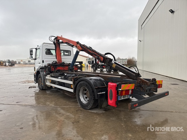 2010 Mercedes-Benz Axor 1829 2010 Palfinger Pk6500 on 4x2 Ch ... Dump Truck with Crane - Camião basculante: foto 2 2010 Mercedes-Benz Axor 1829 2010 Palfinger Pk6500 on 4x2 Ch ... Dump Truck with Crane - Camião basculante: foto 2