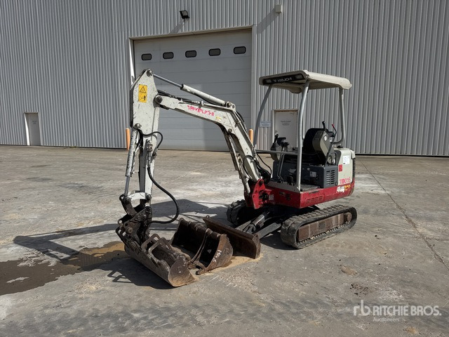 2010 Takeuchi TB016 Mini-Pelle Mini Excavator: <6.6t - Mini escavadeira: foto 1 2010 Takeuchi TB016 Mini-Pelle Mini Excavator: <6.6t - Mini escavadeira: foto 1