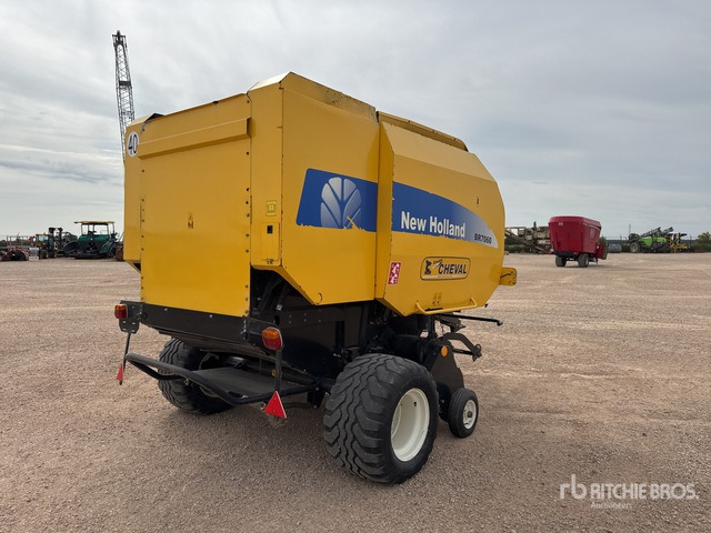2011 New Holland BR7060 Presse A Balles Rondes Round Baler - Enfardadeira de fardos redondos: foto 4 2011 New Holland BR7060 Presse A Balles Rondes Round Baler - Enfardadeira de fardos redondos: foto 4