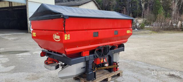 2011 Vicon RS-EDW/ISO 36 m 3-Point 3200 L Epandeur A ... Fertilizer Spreader - Triturador de martelos/ Destroçador: foto 1 2011 Vicon RS-EDW/ISO 36 m 3-Point 3200 L Epandeur A ... Fertilizer Spreader - Triturador de martelos/ Destroçador: foto 1