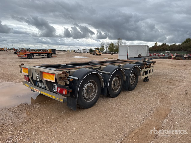 2012 Fruehauf D.0033.06.02 Tri/A Remorque Porte-Conteneur ... Container Trailer - Reboque transportador de contêineres/ Caixa móvel: foto 3 2012 Fruehauf D.0033.06.02 Tri/A Remorque Porte-Conteneur ... Container Trailer - Reboque transportador de contêineres/ Caixa móvel: foto 3