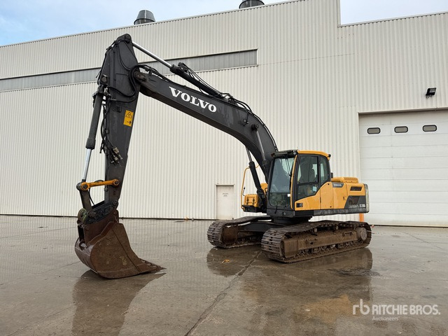 2014 Volvo EC220DL Pelle Sur Chenilles Tracked Excavator - Escavadora de rastos: foto 1 2014 Volvo EC220DL Pelle Sur Chenilles Tracked Excavator - Escavadora de rastos: foto 1
