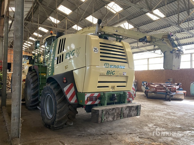 2018 Krone Big X 700 Optimaize 4WD Ensileuse Forage Harvester - Triturador de martelos/ Destroçador: foto 1 2018 Krone Big X 700 Optimaize 4WD Ensileuse Forage Harvester - Triturador de martelos/ Destroçador: foto 1