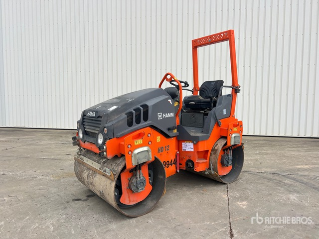 2019 Hamm HD12VV Compacteur Vibrant Tandem Double Drum Roller - Compactador de asfalto: foto 2 2019 Hamm HD12VV Compacteur Vibrant Tandem Double Drum Roller - Compactador de asfalto: foto 2