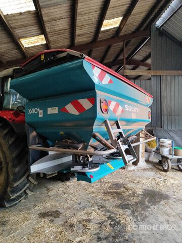 2019 Sulky X40+ 36 m 3-Point 3200 L Fertilizer Spreader - Triturador de martelos/ Destroçador: foto 2 2019 Sulky X40+ 36 m 3-Point 3200 L Fertilizer Spreader - Triturador de martelos/ Destroçador: foto 2