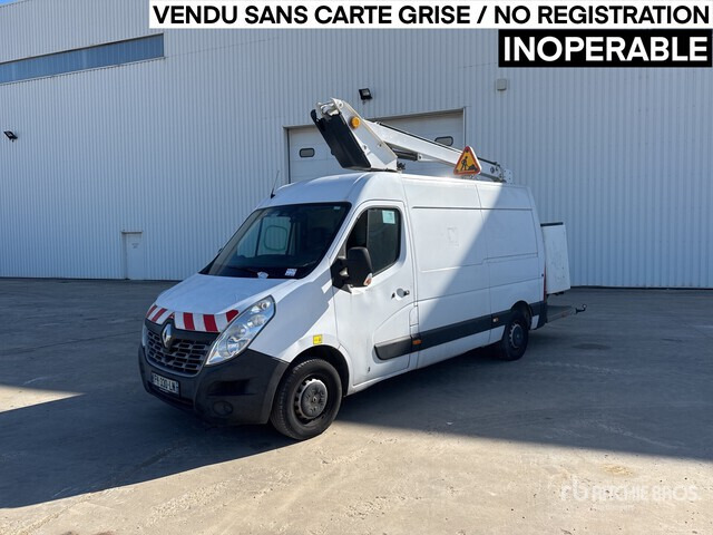 Renault Master Bucket Truck - Caminhão com plataforma aérea: foto 2 Renault Master Bucket Truck - Caminhão com plataforma aérea: foto 2