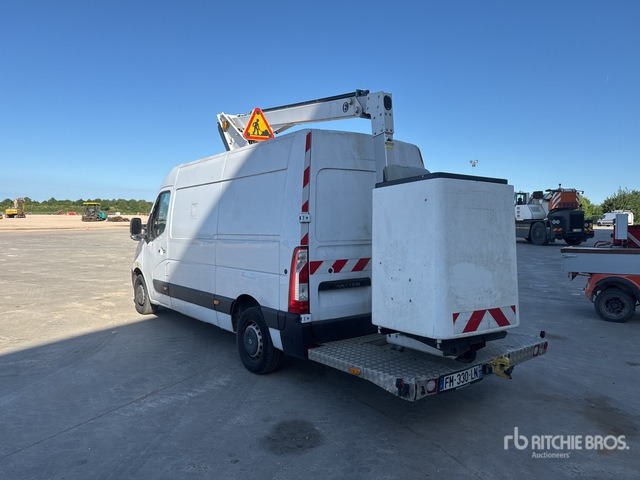 Renault Master Bucket Truck - Caminhão com plataforma aérea: foto 3 Renault Master Bucket Truck - Caminhão com plataforma aérea: foto 3