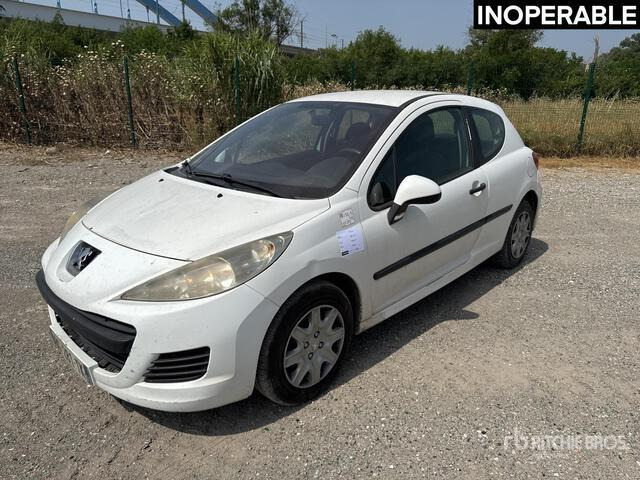 2011 Peugeot 207 Vehicule Utilitaire (Inoperable) Cargo Van - Veículo comercial: foto 1 2011 Peugeot 207 Vehicule Utilitaire (Inoperable) Cargo Van - Veículo comercial: foto 1