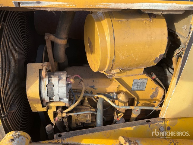 1997 Cat D6M LGP - Buldôzer: foto 5 1997 Cat D6M LGP - Buldôzer: foto 5