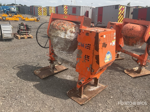 2009 Belle PM20 Portable Concrete Mixer - Betoneira: foto 4 2009 Belle PM20 Portable Concrete Mixer - Betoneira: foto 4