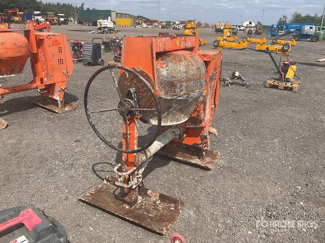 2009 Belle PM20 Portable Concrete Mixer - Betoneira: foto 1 2009 Belle PM20 Portable Concrete Mixer - Betoneira: foto 1