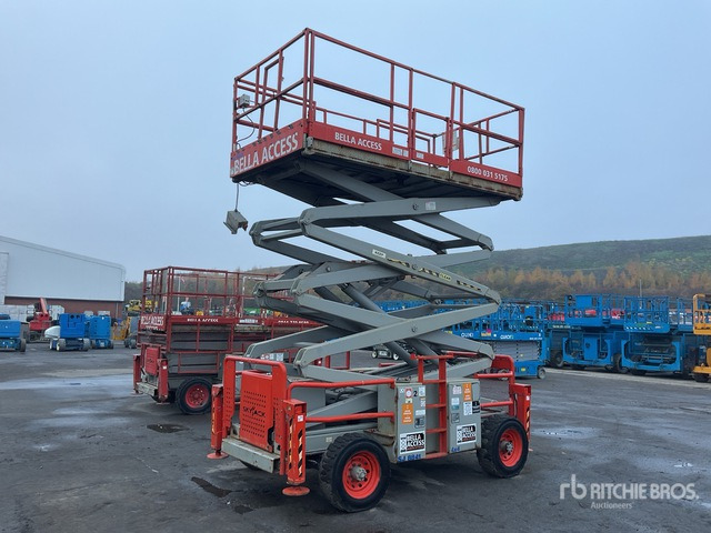 2011 Skyjack SJ8841 4x4 Diesel Scissor Lift - Plataforma de Tijera/ Plataforma de tesoura: foto 2 2011 Skyjack SJ8841 4x4 Diesel Scissor Lift - Plataforma de Tijera/ Plataforma de tesoura: foto 2