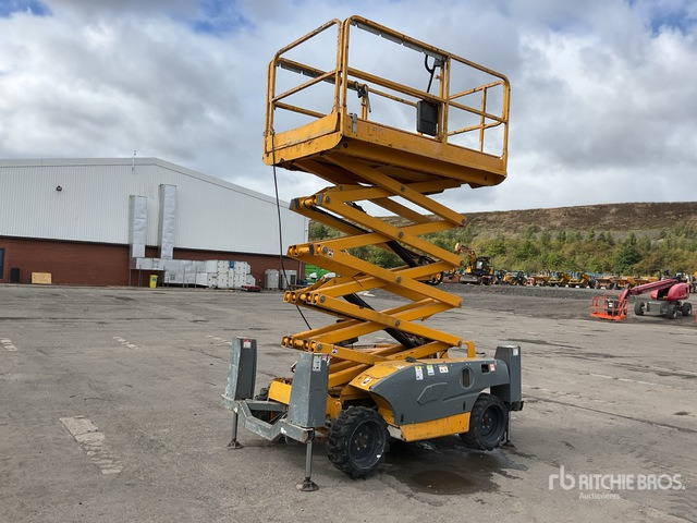 2014 Haulotte COMPACT 12DX 4x4 Diesel Scissor Lift - Plataforma de Tijera/ Plataforma de tesoura: foto 2 2014 Haulotte COMPACT 12DX 4x4 Diesel Scissor Lift - Plataforma de Tijera/ Plataforma de tesoura: foto 2
