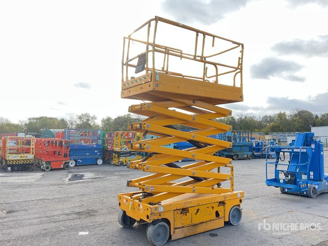 2014 Haulotte Compact 14 Electric Scissor Lift - Plataforma de Tijera/ Plataforma de tesoura: foto 1 2014 Haulotte Compact 14 Electric Scissor Lift - Plataforma de Tijera/ Plataforma de tesoura: foto 1