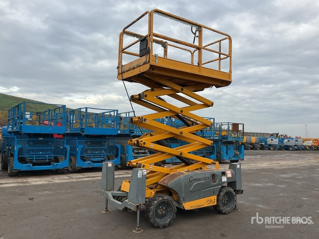 2014 Haulotte Compact12DX 4x4 Diesel Scissor Lift - Plataforma de Tijera/ Plataforma de tesoura: foto 1 2014 Haulotte Compact12DX 4x4 Diesel Scissor Lift - Plataforma de Tijera/ Plataforma de tesoura: foto 1