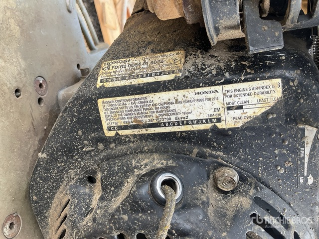 2014 Wacker Neuson CT 36-5A Quantity of (2) Power Trowel - Talocha mecânica: foto 5 2014 Wacker Neuson CT 36-5A Quantity of (2) Power Trowel - Talocha mecânica: foto 5