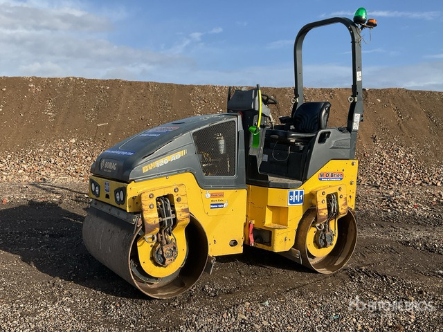 2015 Bomag 120AD-5 Double Drum Roller - Compactador de asfalto: foto 2 2015 Bomag 120AD-5 Double Drum Roller - Compactador de asfalto: foto 2