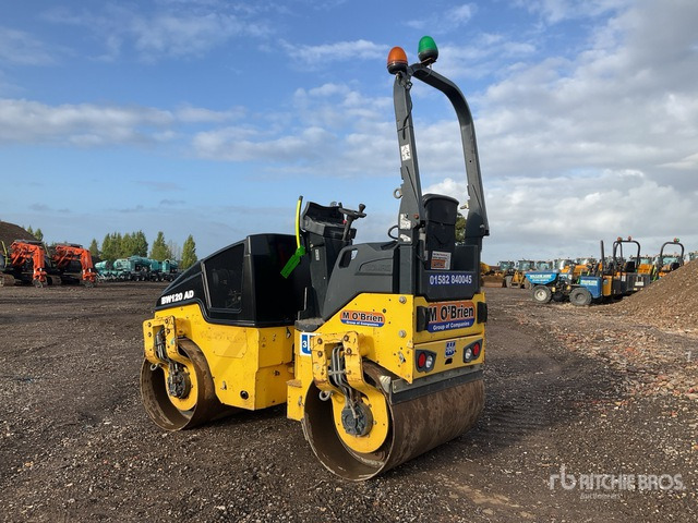2015 Bomag 120AD-5 Double Drum Roller - Rolo: foto 4 2015 Bomag 120AD-5 Double Drum Roller - Rolo: foto 4
