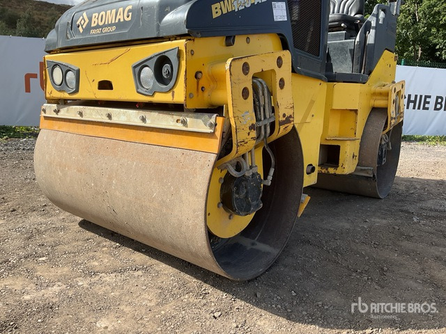 2015 Bomag BW120AD-5 Double Drum Roller - Compactador de asfalto: foto 5 2015 Bomag BW120AD-5 Double Drum Roller - Compactador de asfalto: foto 5