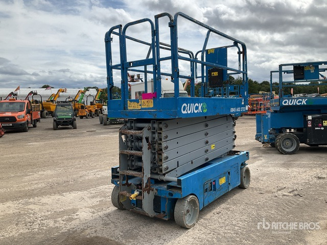 2015 Genie GS4047 Electric (Inoperable) Scissor Lift - Plataforma de Tijera/ Plataforma de tesoura: foto 3 2015 Genie GS4047 Electric (Inoperable) Scissor Lift - Plataforma de Tijera/ Plataforma de tesoura: foto 3