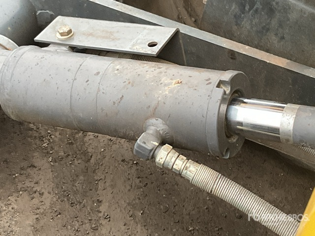 2016 Komatsu PC14-R3S Mini Excavator: <6.6t - Mini escavadeira: foto 5 2016 Komatsu PC14-R3S Mini Excavator: <6.6t - Mini escavadeira: foto 5