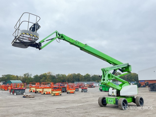 2016 Nifty-Lift HR28 2016 Nifty-Lift HR28 Articulating Boom Lift Articulating Boom Lift - Plataforma articulada: foto 2 2016 Nifty-Lift HR28 2016 Nifty-Lift HR28 Articulating Boom Lift Articulating Boom Lift - Plataforma articulada: foto 2