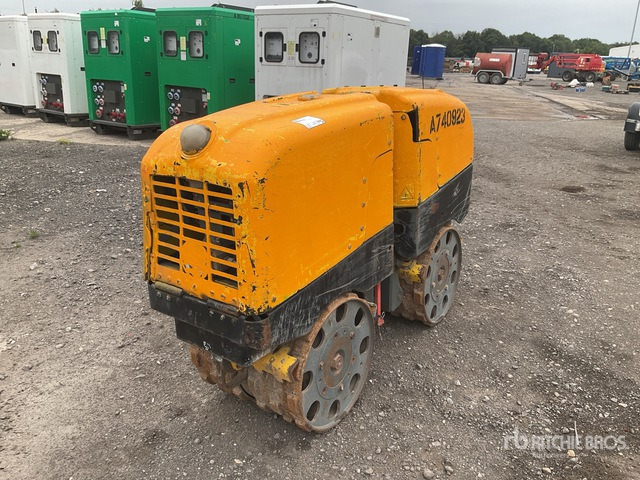 2016 Wacker Neuson Roller RT Trench Compactor - Compactador pequeno de asfalto: foto 2 2016 Wacker Neuson Roller RT Trench Compactor - Compactador pequeno de asfalto: foto 2