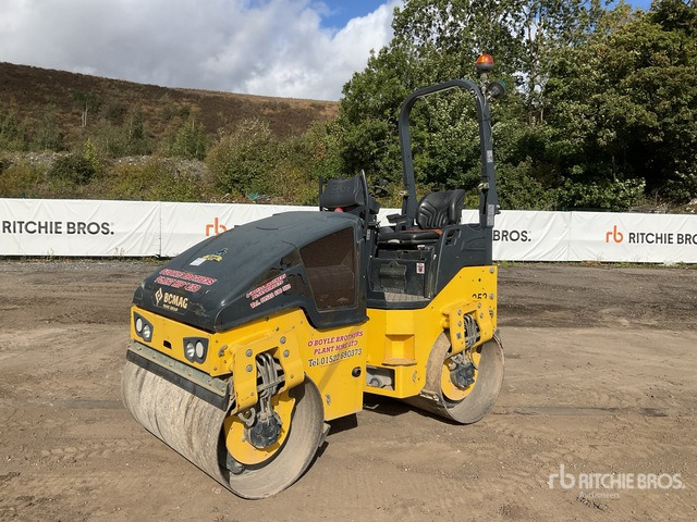 Rolo 2017 Bomag BW120AD-5 Double Drum Roller: foto 1